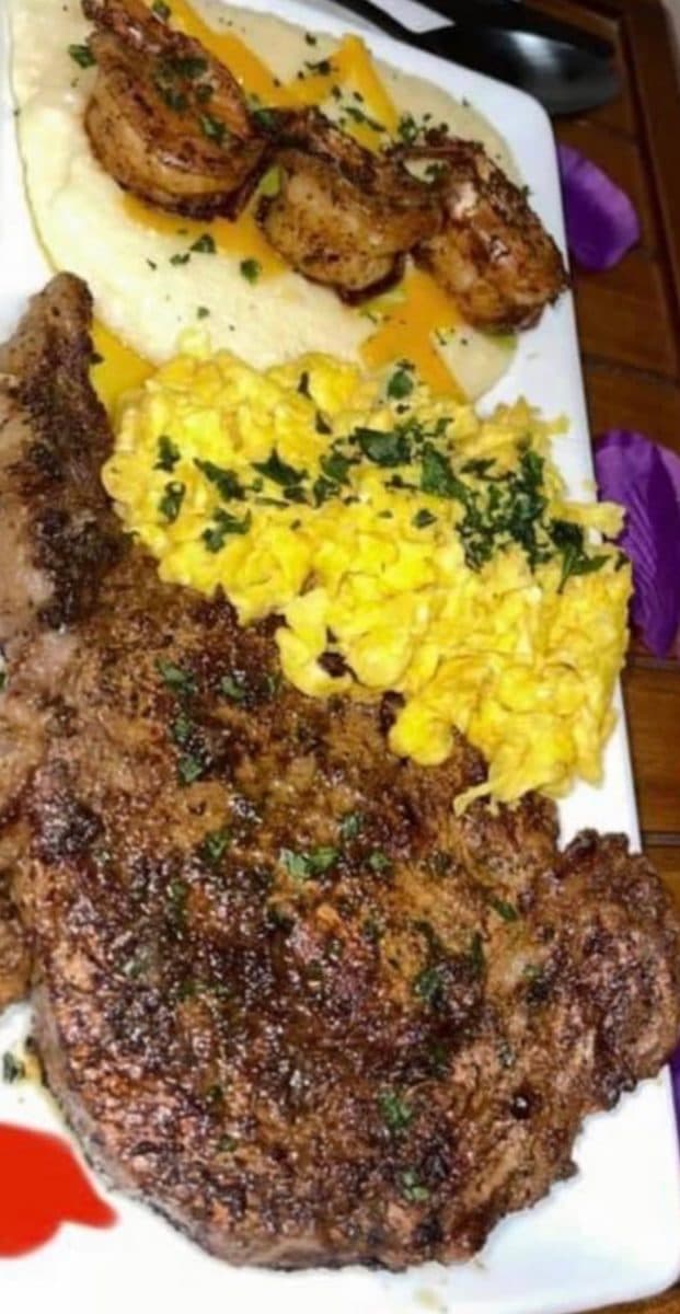 Steak, shrimp & eggs